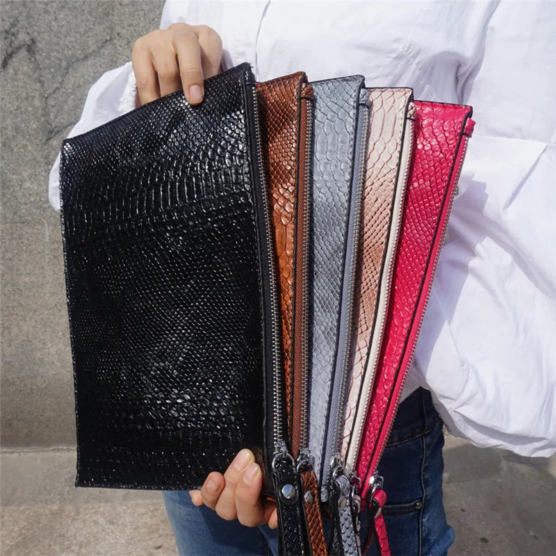 Snake pattern women Clutches for ladies wallet